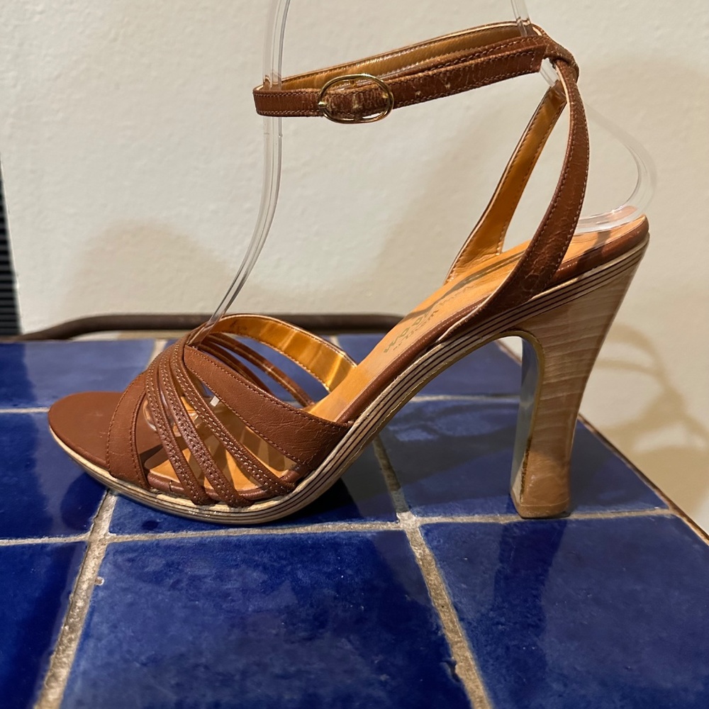 Woodworks by Thom McAn / Brown Leather &  Wood 4 " High Heel Platform Sandals - Picture 2 of 13